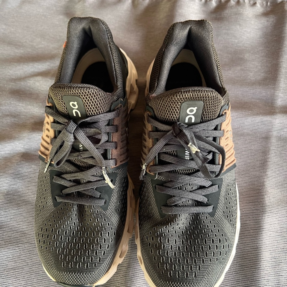 On Running Charcoal and Beige Sneakers